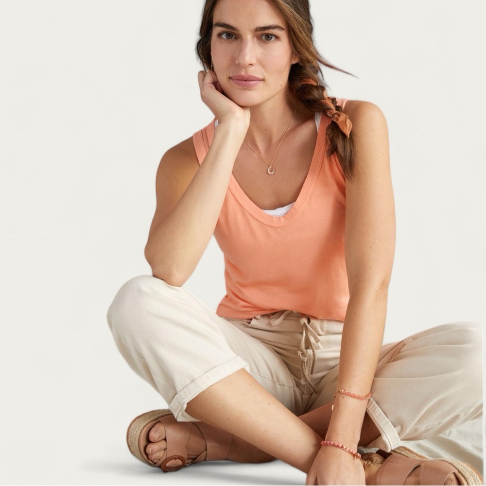 t.la Anthropologie Coral Scoop-Neck Layering Tank Top